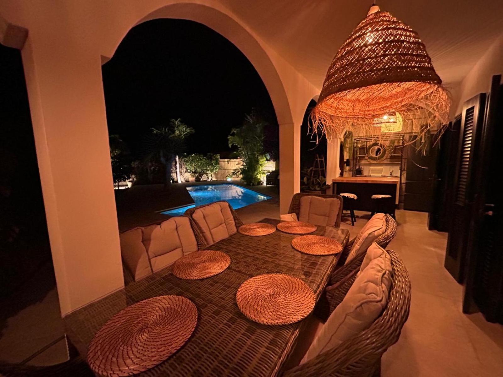 Villa Ibiza - Beautiful House With Private Pool Чайофа Экстерьер фото